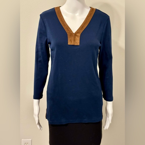 Lauren Ralph Lauren Size M. Blue cotton V-neck sweater with suede trim. Like new - Picture 3 of 13